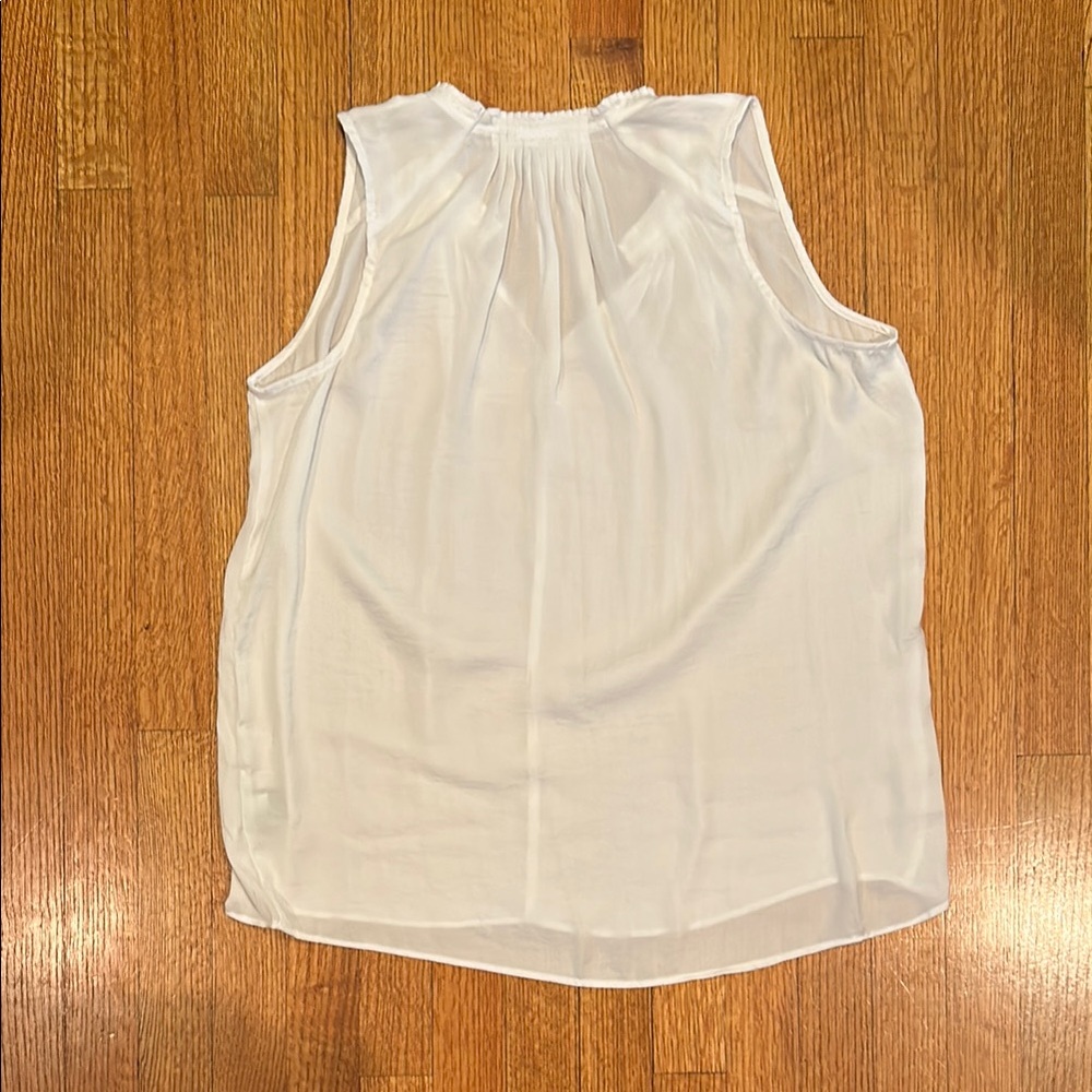 Simply Vera Vera Wang White Sleeveless Blouse - Picture 6 of 11